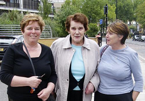 Cllr Tracy Ismail with Teresa Custins and her mother Margaret