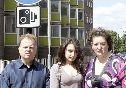 Tim Newark with Dudu Mehemt Ozoran and her daughter Fatima, 16