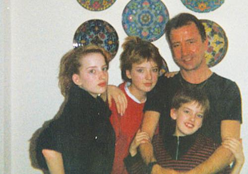 Lenny Rodgie and his daughters