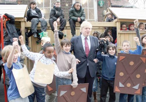 Primrose Hill pupils perform as Romans during the Mayor’s visit