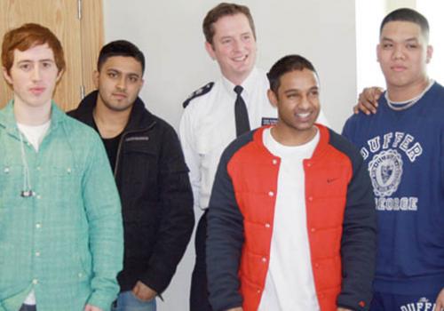 King’s Cross/Brunswick Youth Group members meet Chief Supt John Sutherland