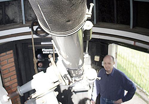 Simon Lang at the Whitestone Pond observatory