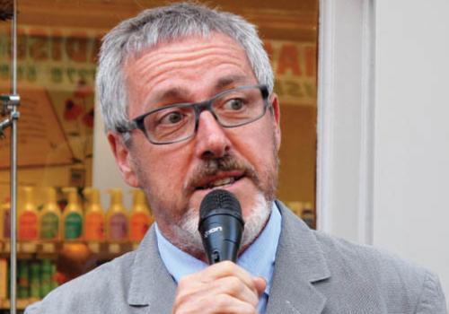 Griff Rhys Jones at the plaque unveiling for playwright Emlyn Williams