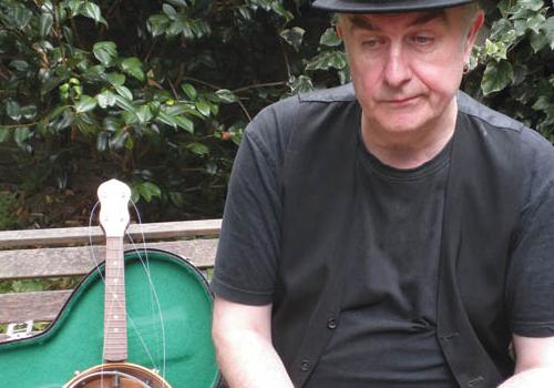 Banjolele busker Nigel Burch is outraged by the TfL ban