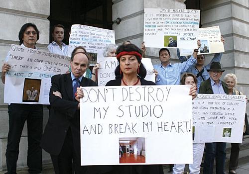 Suzi Malin and her supporters outside Camden Town Hall