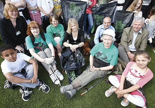 Fiona Millar (centre) with pupils who took part in the annual ‘litter blitz’