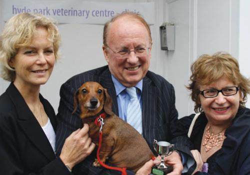 Rusty with his owners, Paul and Barbara Yerbury  and Jenny Seagrove.