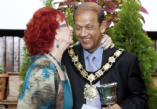 Rosemary Leech with Mayor Abdul Quadir