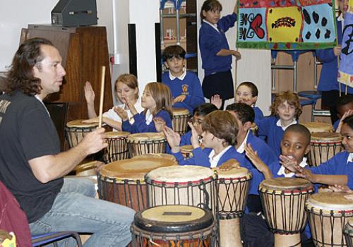 Somesh de Swardt of Drum Jam Eductation helps the youngsters find their rhythm