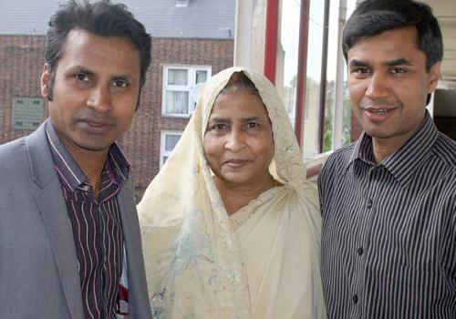 Nasim Ali with his mother Baharful Nessa and brother Sitar