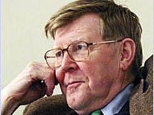 ALAN BENNETT